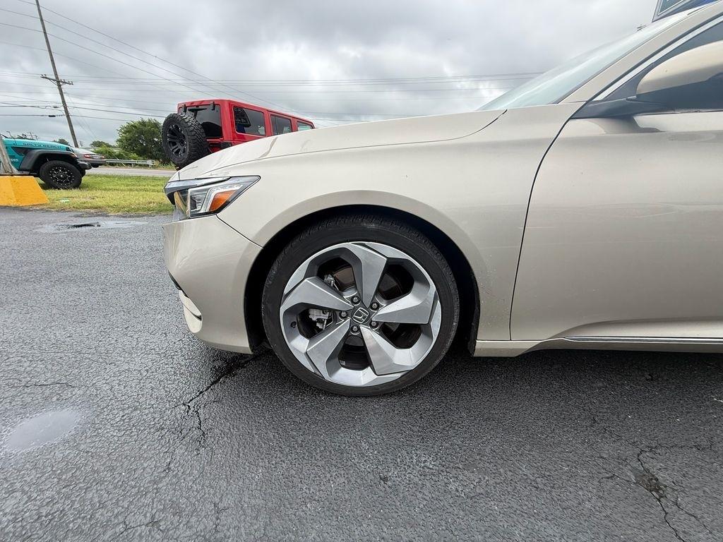 Honda Accord Touring 2.0T 10A 2018