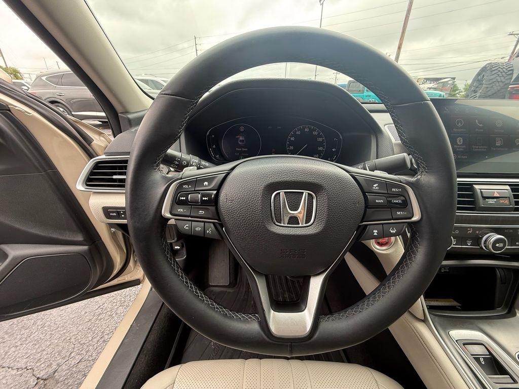 Honda Accord Touring 2.0T 10A 2018