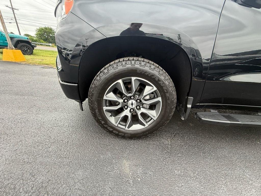 Chevrolet Silverado 1500 RST Crew Cab 4WD 2025