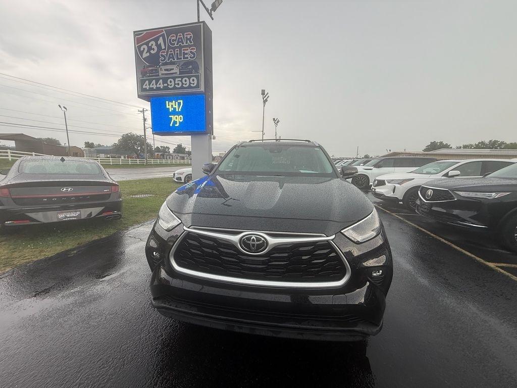 Toyota Highlander XLE AWD V6 2021