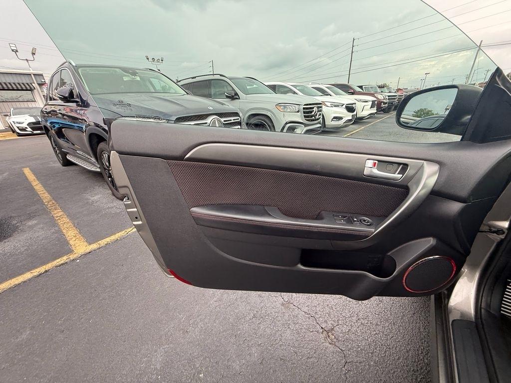 Kia Forte Koup SX 2010
