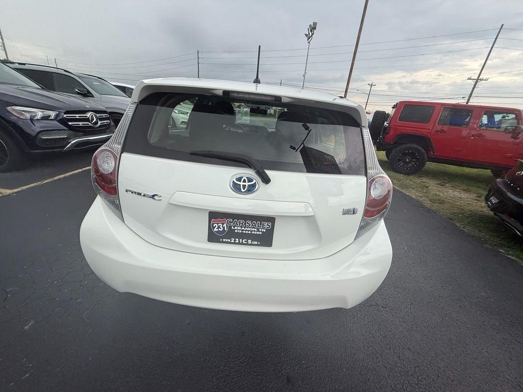 Toyota Prius c Two 2013