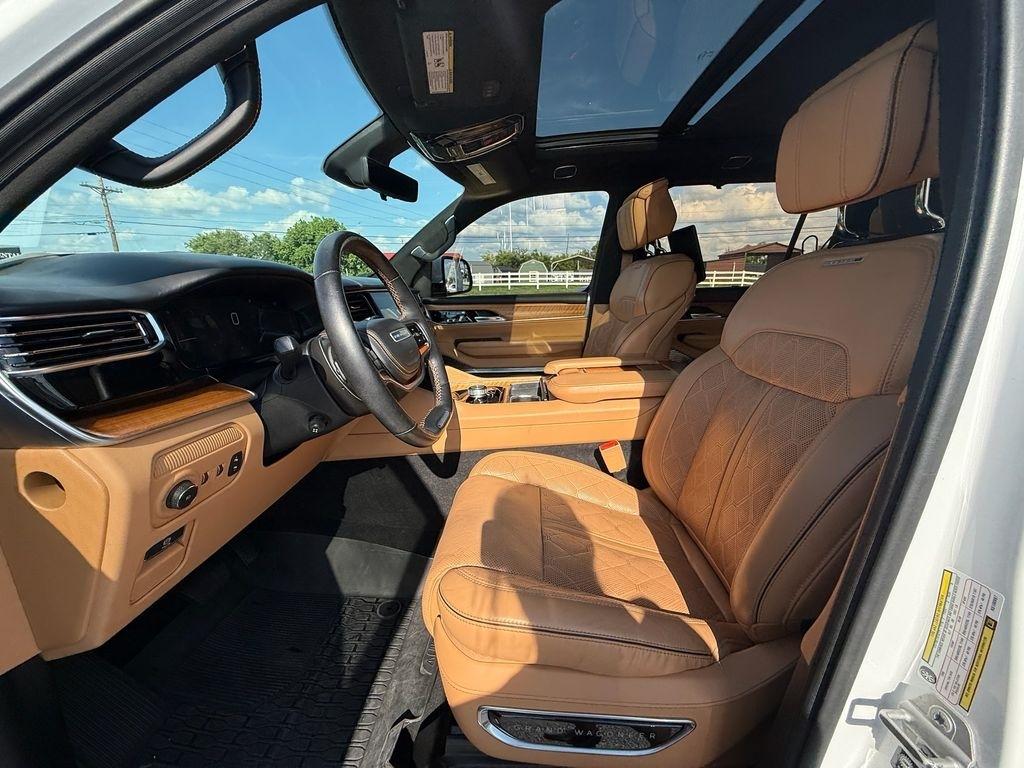 Jeep Grand Wagoneer Series III 4WD 2022