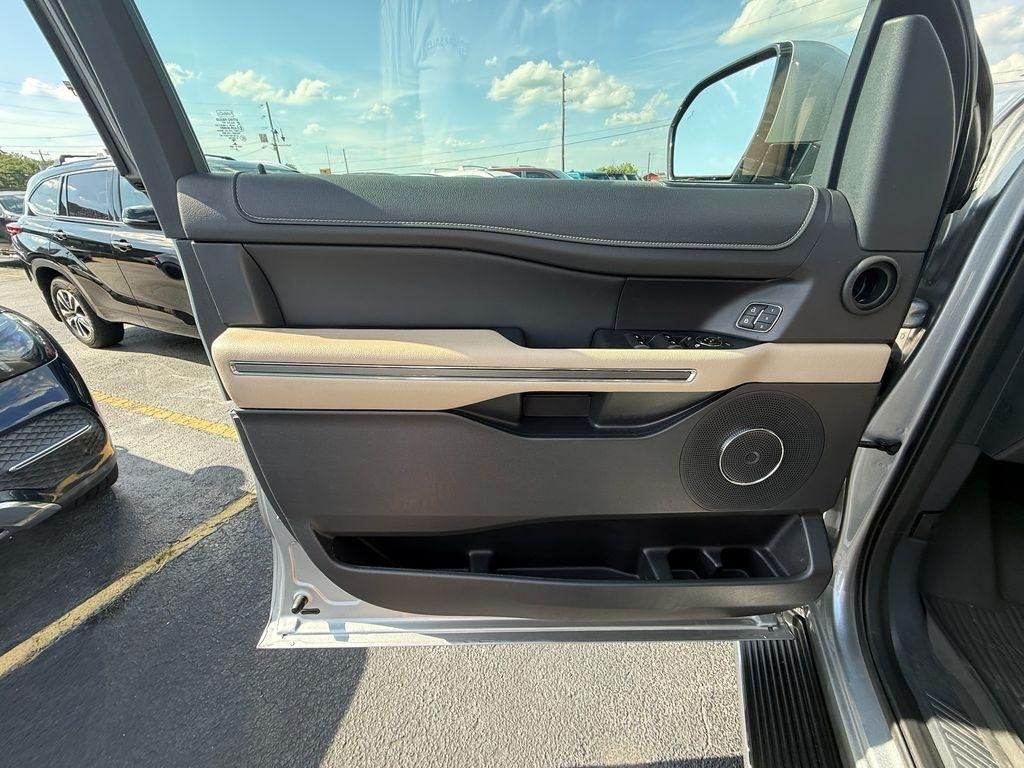 Ford Expedition MAX XLT 4WD 2022