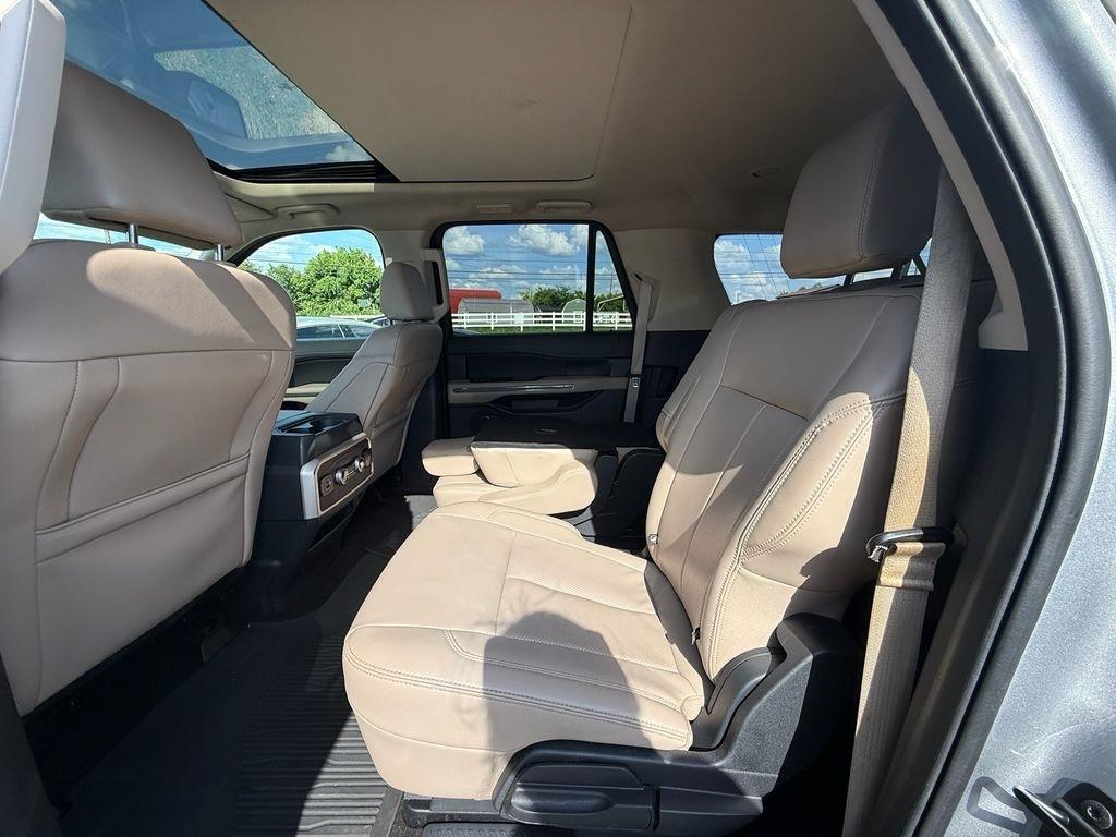 Ford Expedition MAX XLT 4WD 2022