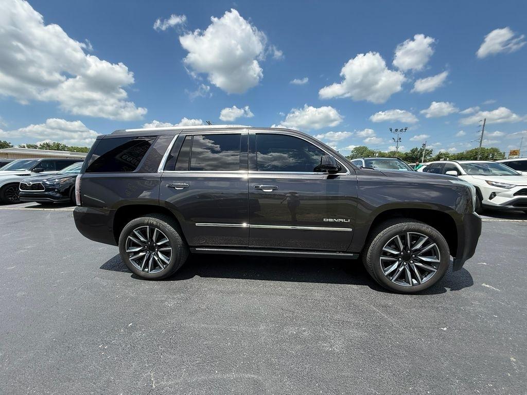 GMC Yukon Denali 4WD 2016