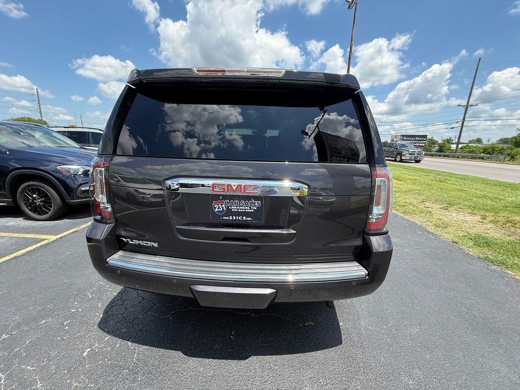 GMC Yukon Denali 4WD 2016