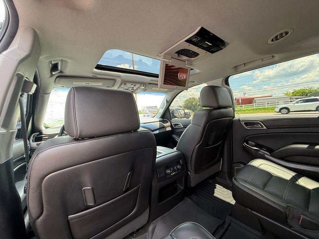 GMC Yukon Denali 4WD 2016