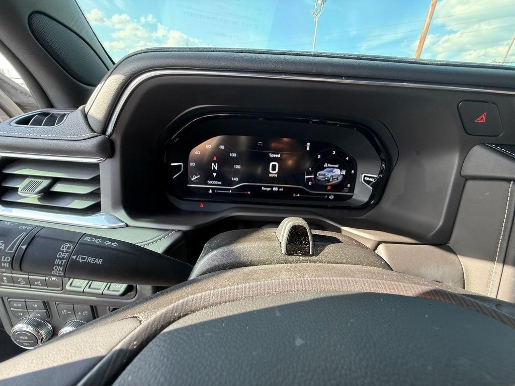 GMC Yukon Denali Ultimate 4WD 2024