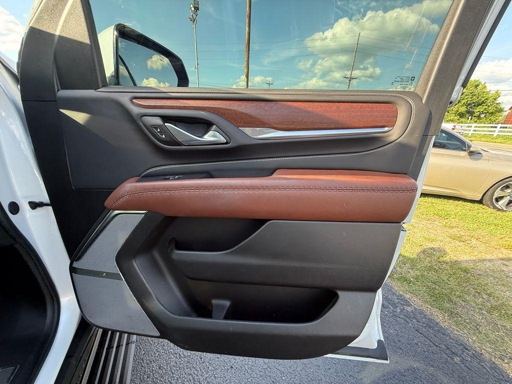 GMC Yukon Denali Ultimate 4WD 2024
