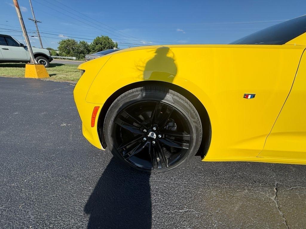Chevrolet Camaro 1LT Coupe 8A 2018
