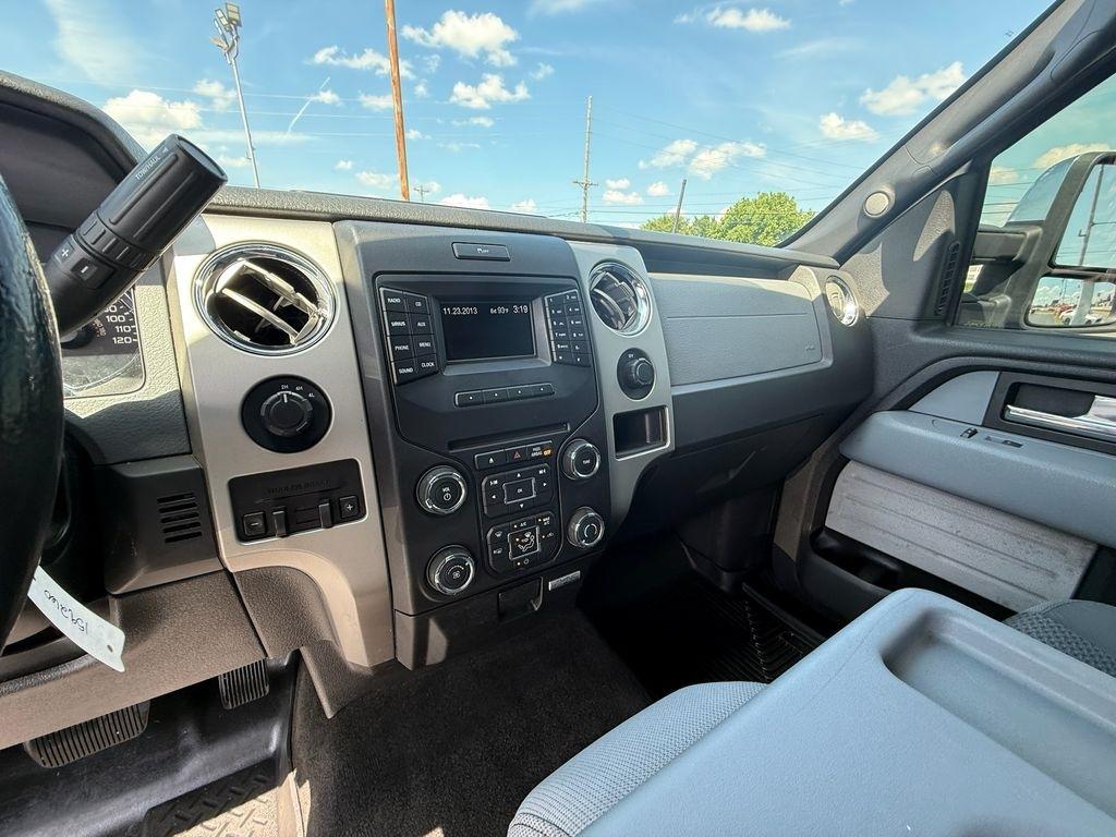 Ford F-150 XLT SuperCrew 4WD 2014