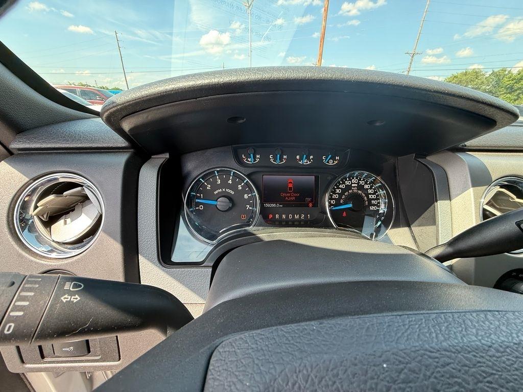 Ford F-150 XLT SuperCrew 4WD 2014
