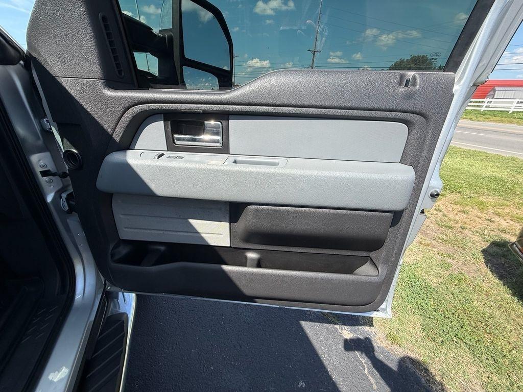 Ford F-150 XLT SuperCrew 4WD 2014