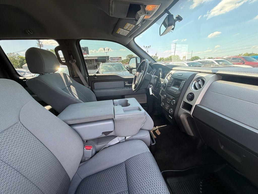 Ford F-150 XLT SuperCrew 4WD 2014