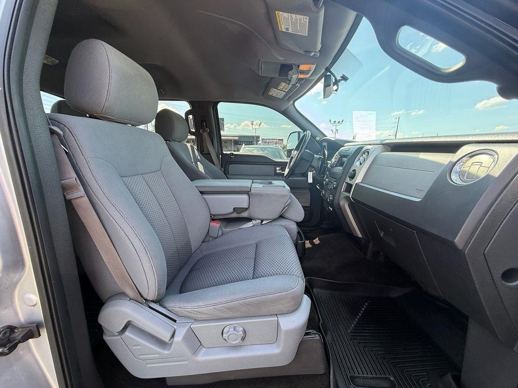 Ford F-150 XLT SuperCrew 4WD 2014