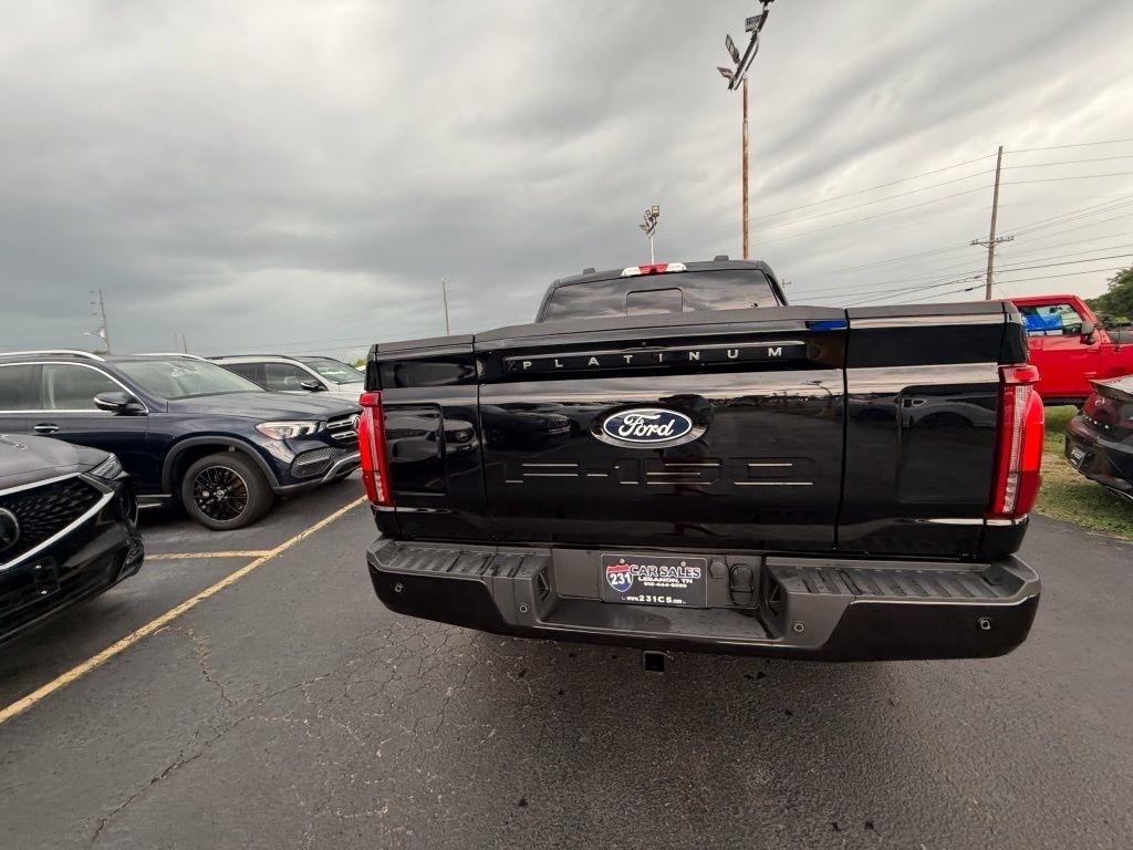 Ford F-150 Platinum SuperCrew 4WD 2025