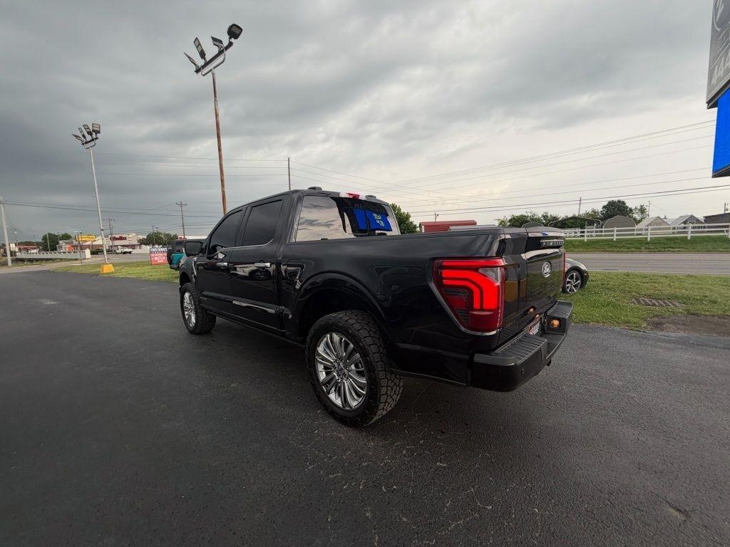 Ford F-150 Platinum SuperCrew 4WD 2025