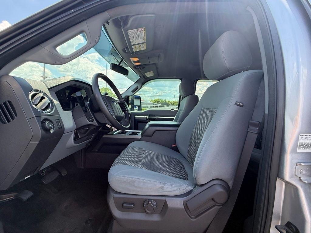 Ford F-350 SD XLT Crew Cab 4WD 2012