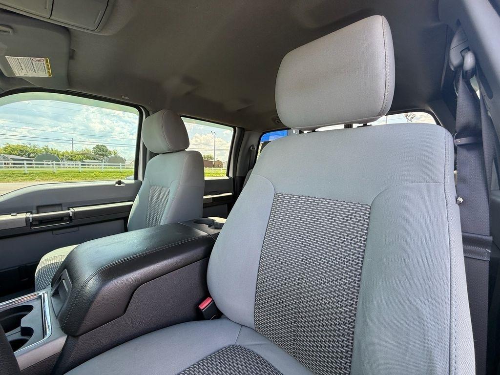 Ford F-350 SD XLT Crew Cab 4WD 2012
