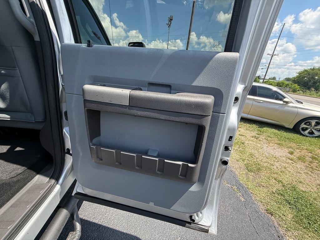 Ford F-350 SD XLT Crew Cab 4WD 2012