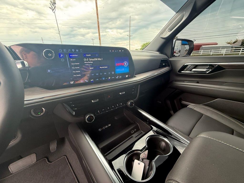 Chevrolet Tahoe Premier 4WD 2025
