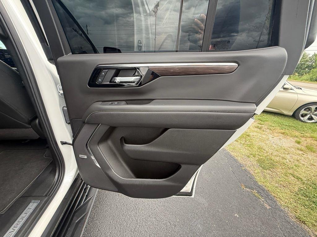 Chevrolet Tahoe Premier 4WD 2025