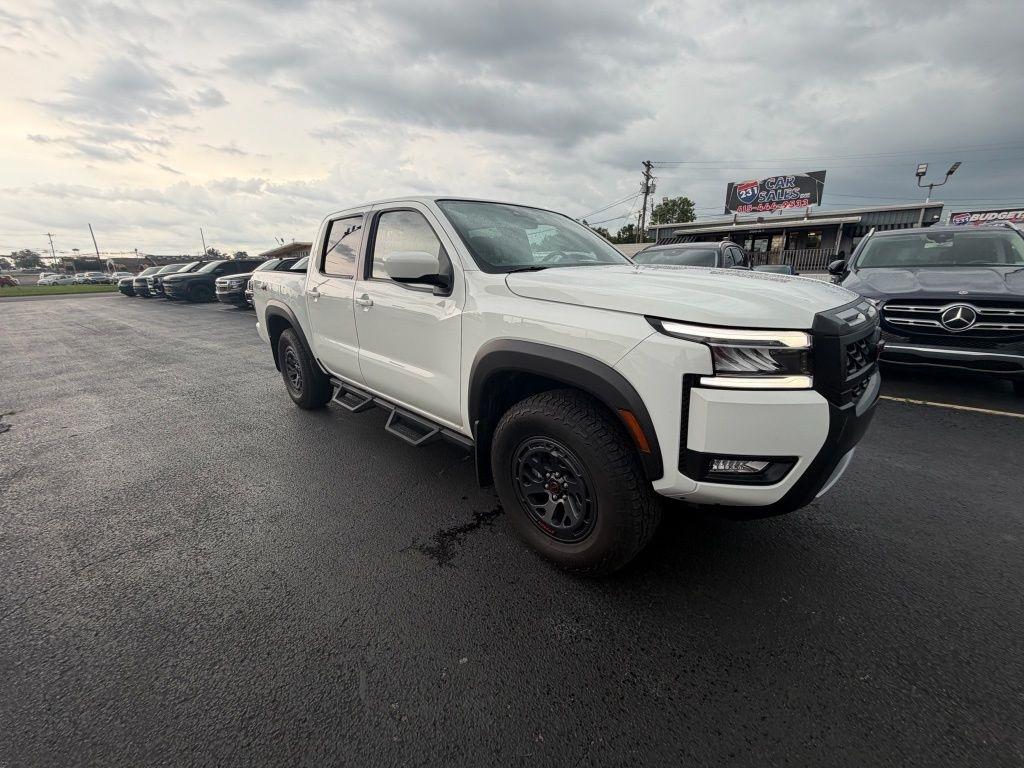 2025 Nissan Frontier PRO-4X Crew Cab 4WD