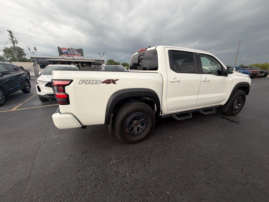 Nissan Frontier PRO-4X Crew Cab 4WD 2025