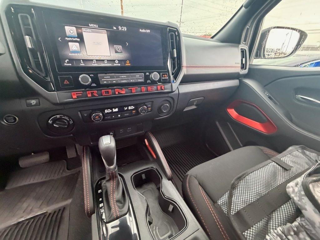 Nissan Frontier PRO-4X Crew Cab 4WD 2025