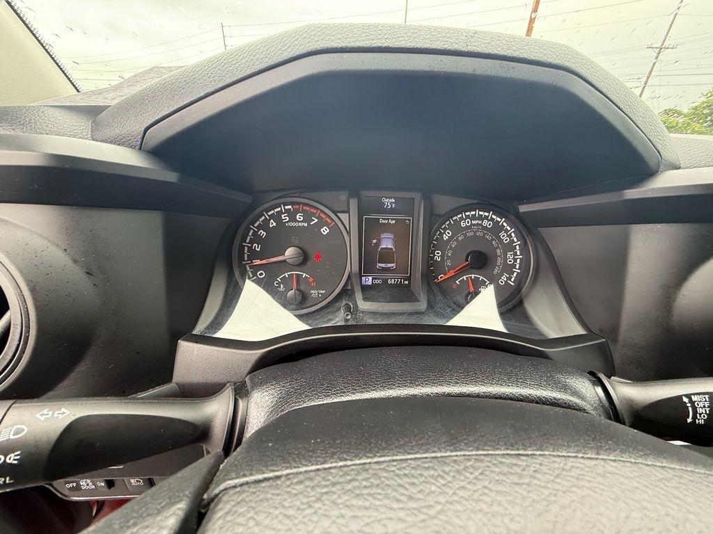 Toyota Tacoma SR5 Double Cab I4 2WD 2021