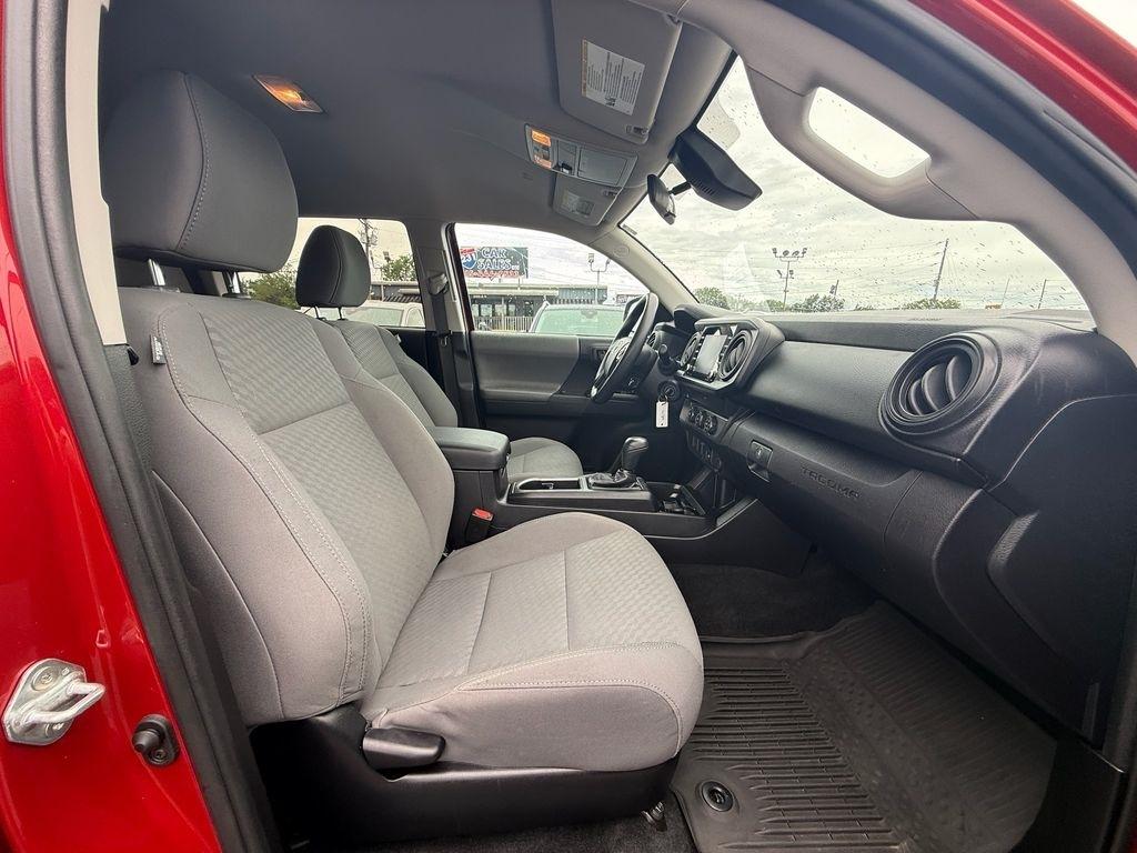 Toyota Tacoma SR5 Double Cab I4 2WD 2021