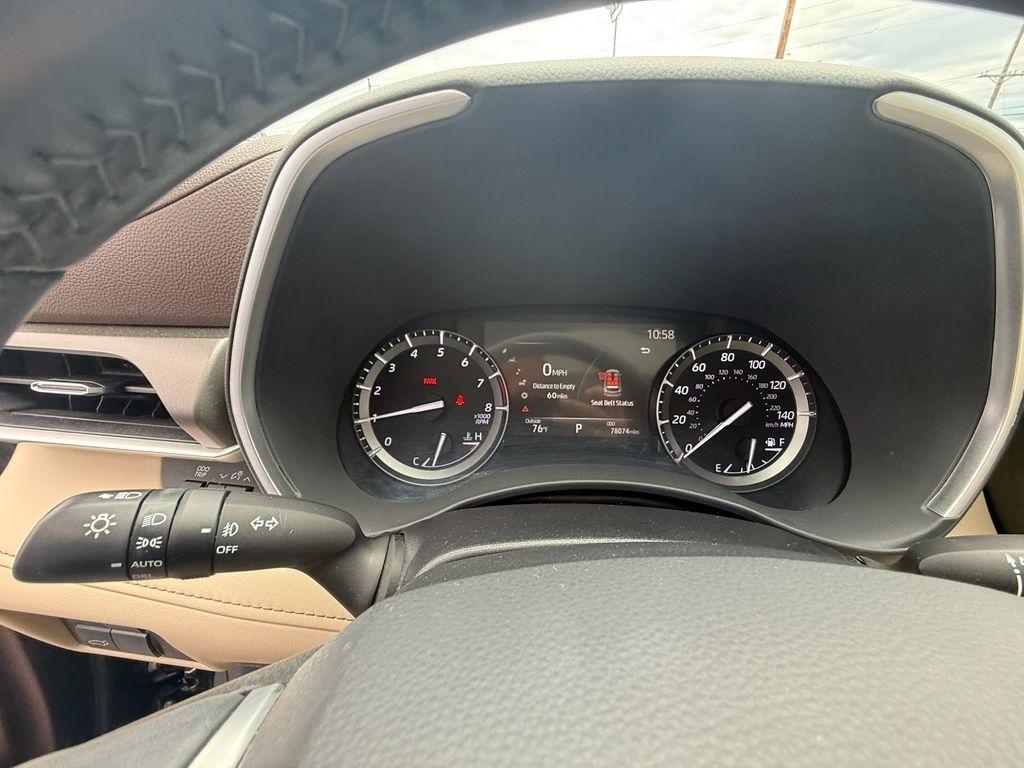Toyota Highlander XLE AWD V6 2021
