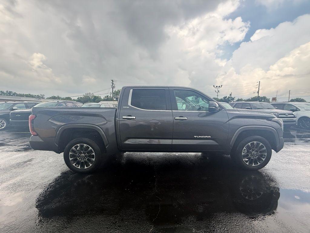 Toyota Tundra Limited CrewMax 4WD 2024