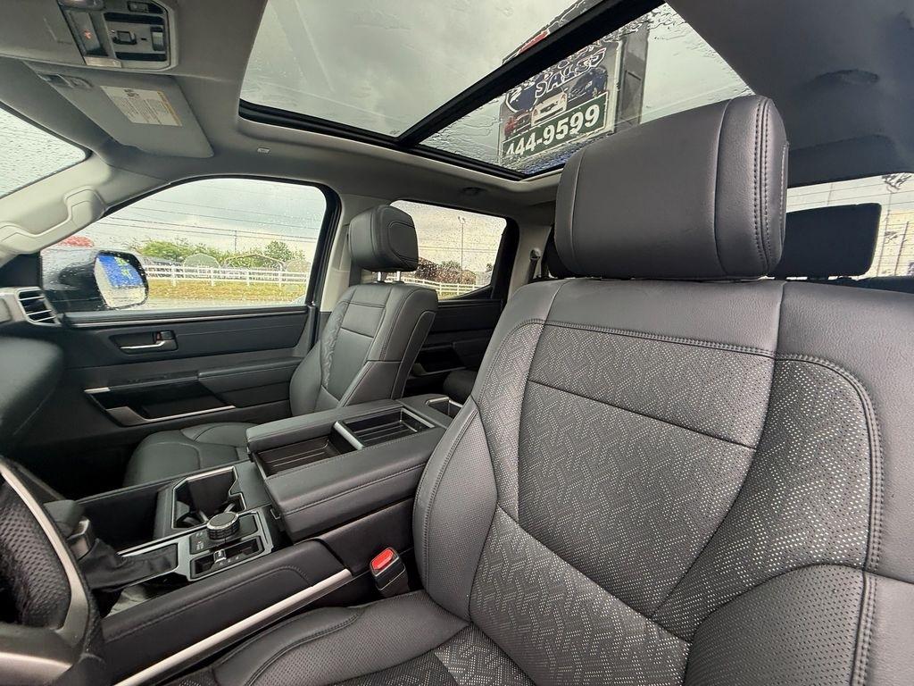Toyota Tundra Limited CrewMax 4WD 2024