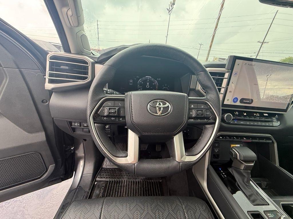 Toyota Tundra Limited CrewMax 4WD 2024
