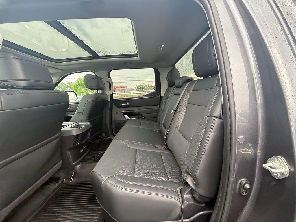 Toyota Tundra Limited CrewMax 4WD 2024