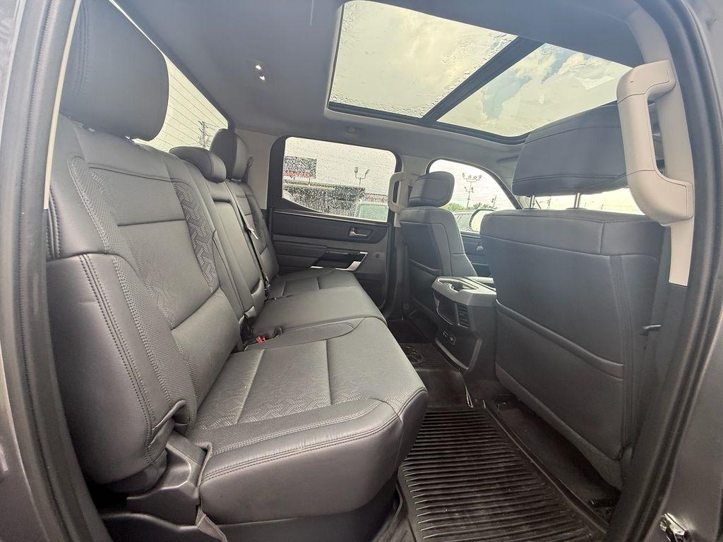 Toyota Tundra Limited CrewMax 4WD 2024