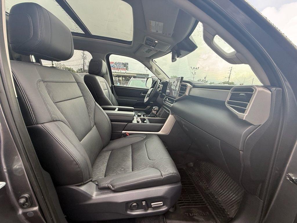Toyota Tundra Limited CrewMax 4WD 2024