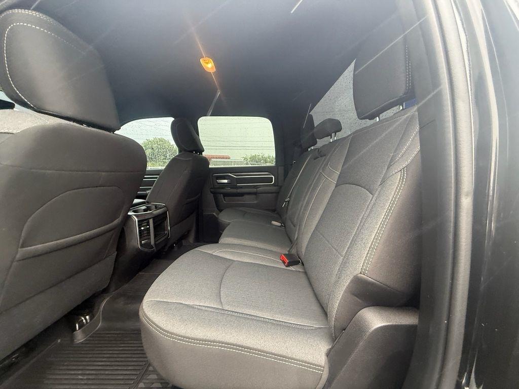 RAM 2500 Big Horn Crew Cab 4WD 2024