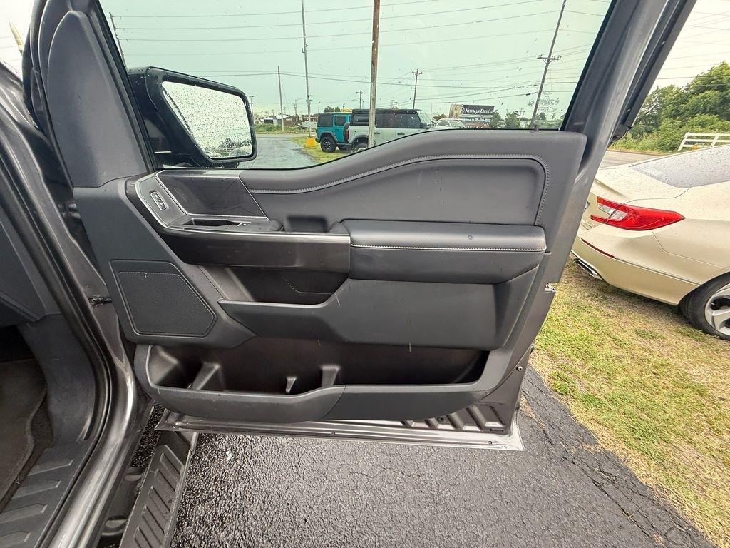 Ford F-150 XLT SuperCrew 2WD 2021