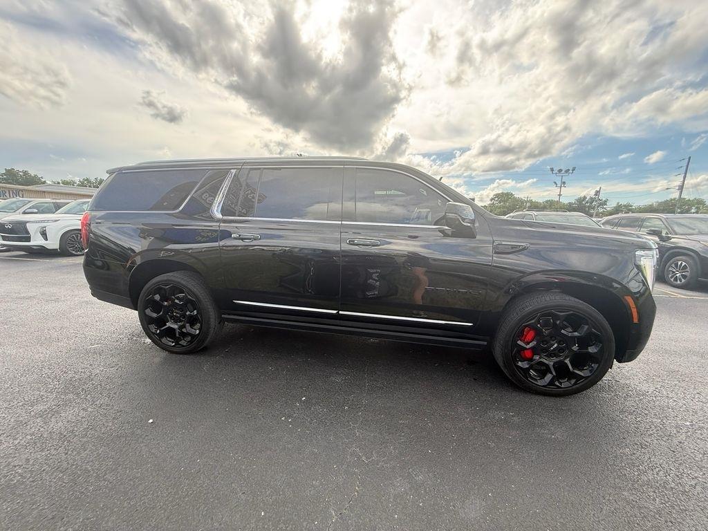 GMC Yukon XL Denali Ultimate 4WD 2025