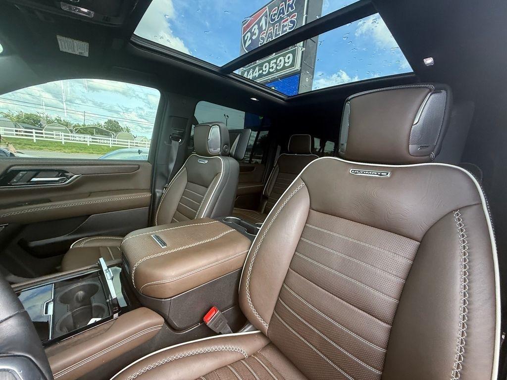 GMC Yukon XL Denali Ultimate 4WD 2025
