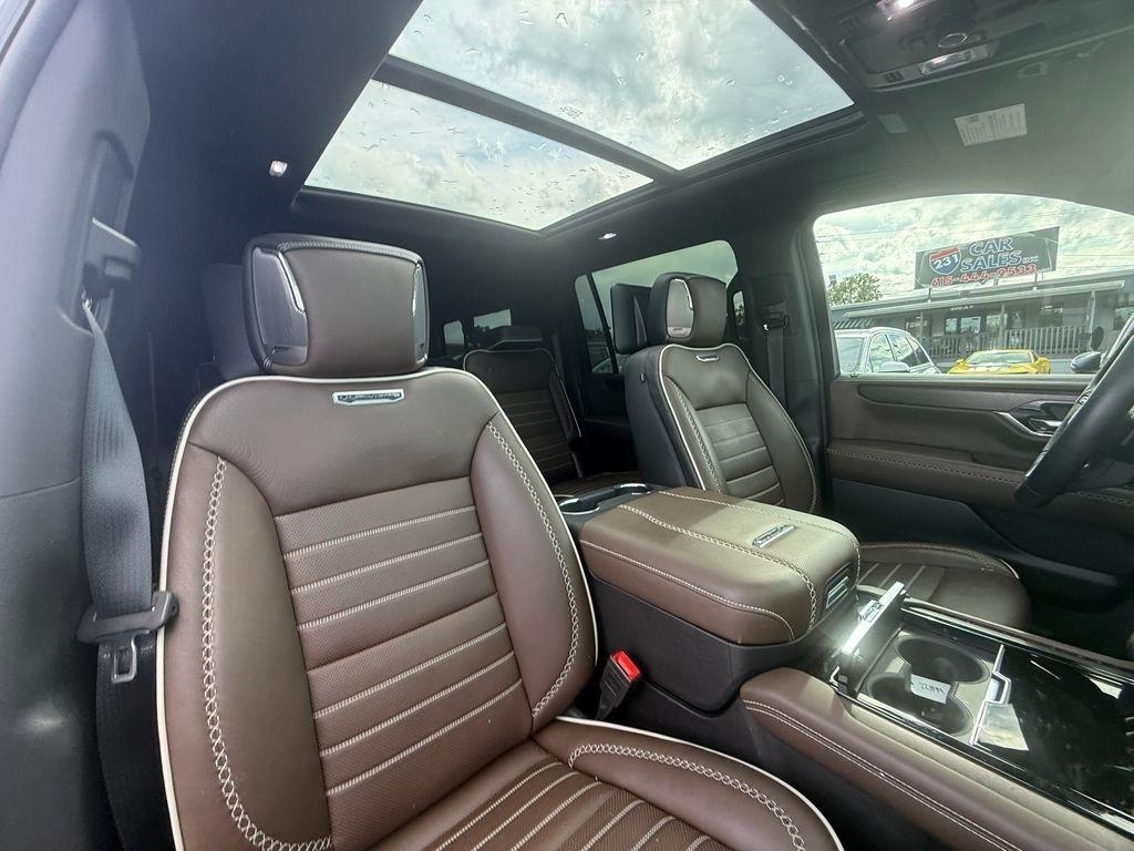 GMC Yukon XL Denali Ultimate 4WD 2025
