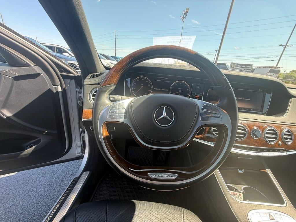 Mercedes-Benz S-Class S550 2014