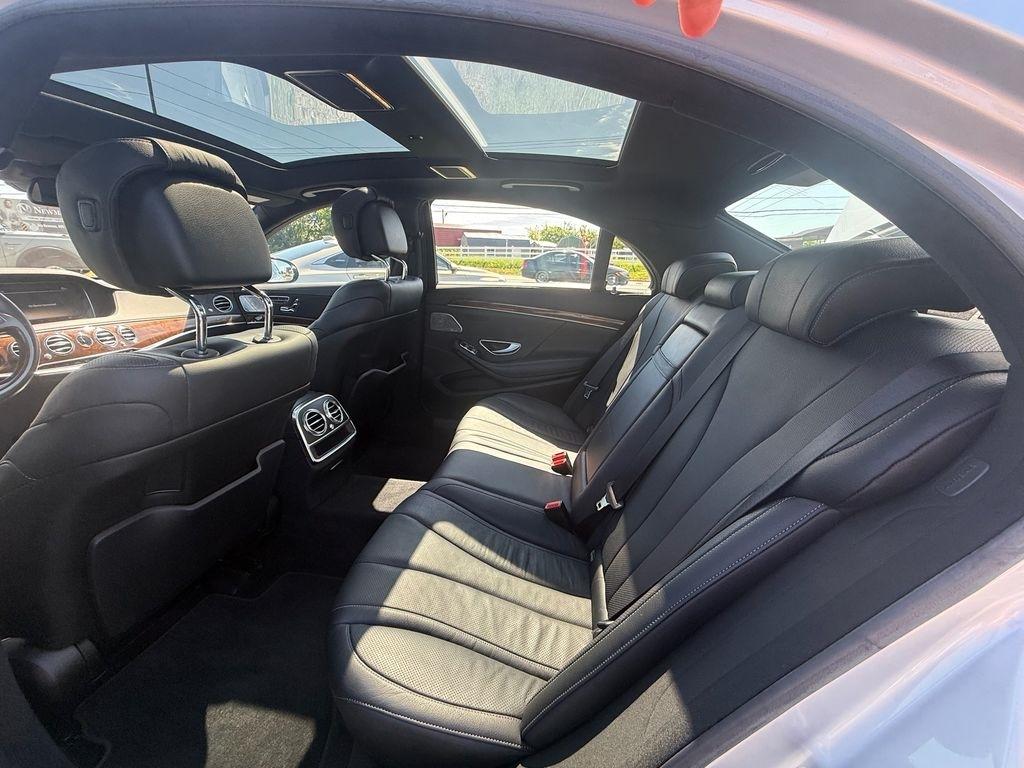 Mercedes-Benz S-Class S550 2014