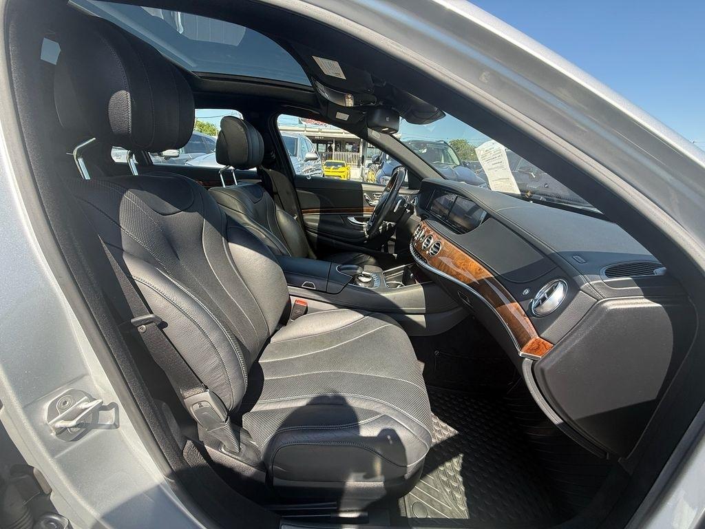 Mercedes-Benz S-Class S550 2014