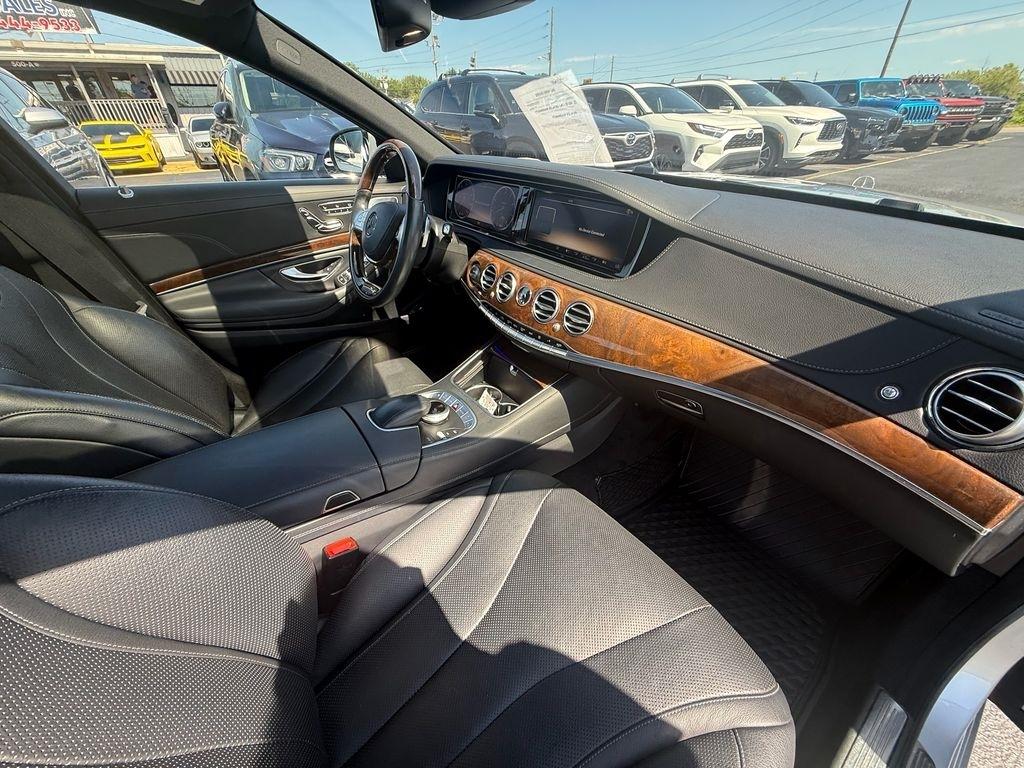 Mercedes-Benz S-Class S550 2014