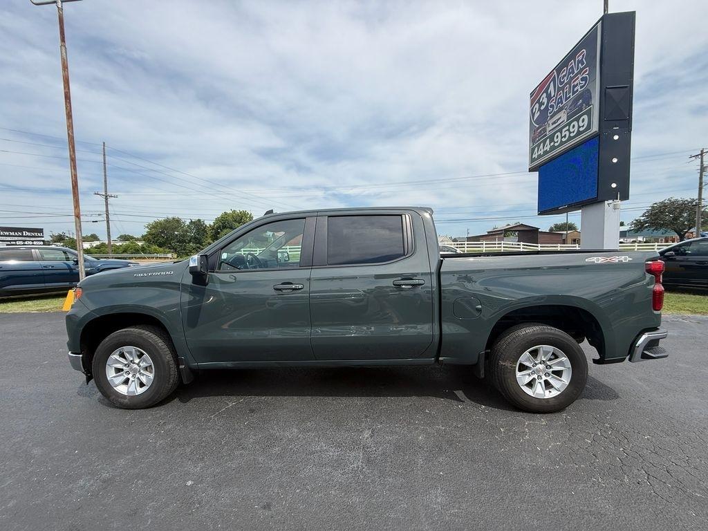 Chevrolet Silverado 1500 LT Crew Cab 4WD 2025