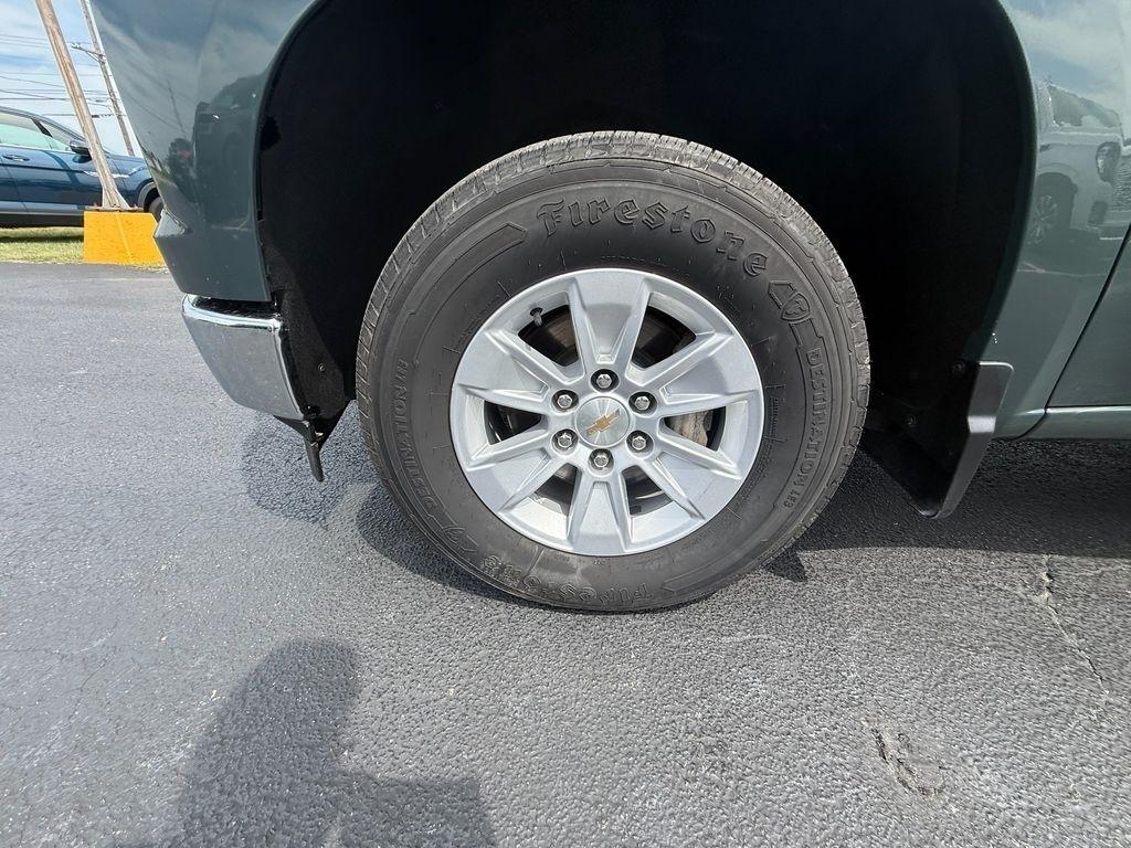 Chevrolet Silverado 1500 LT Crew Cab 4WD 2025